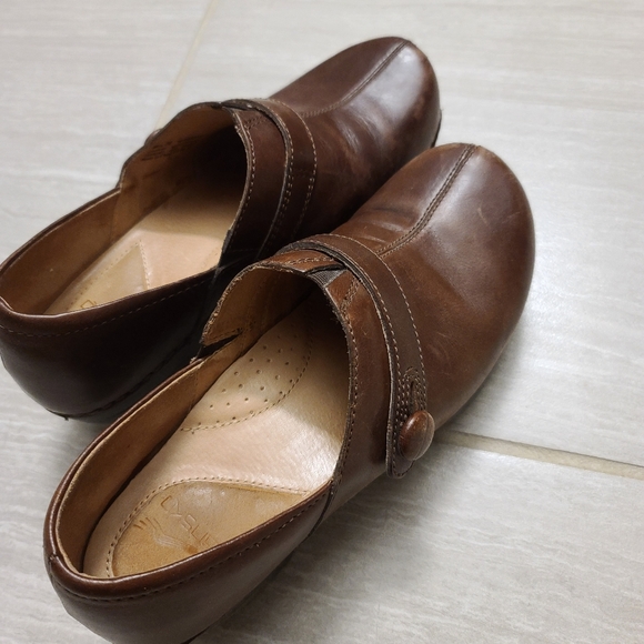 Dansko sz 38 brown leather clogs - Picture 3 of 6